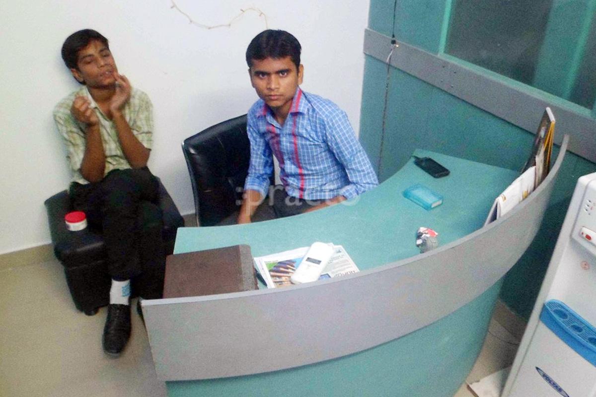 Reception at The Surgi Care Indirapuram Ghaziabad