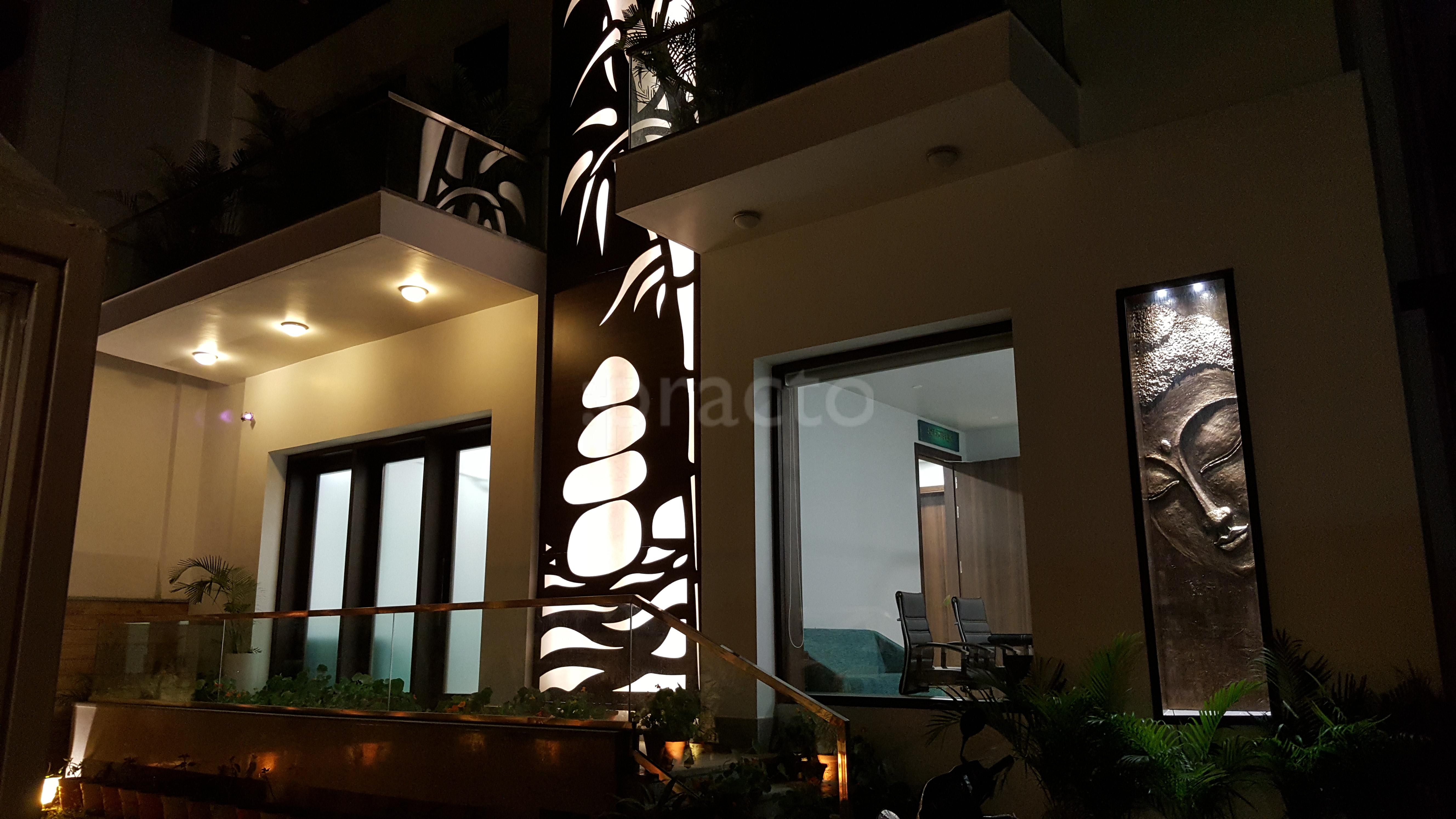 Entrance at The Women Care Clinic Sector 61 Noida