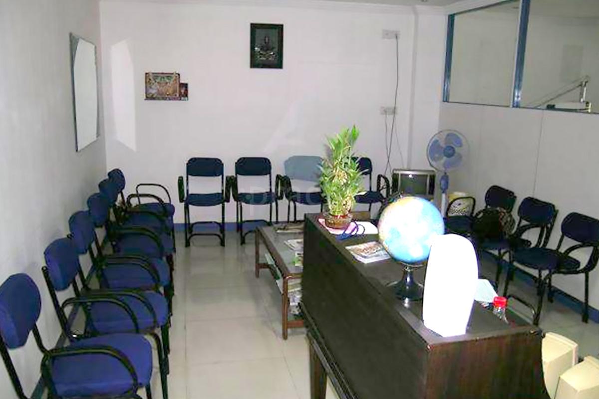 Waiting Area at Thiruvara Dental Clinics Srinagar Colony Hyderabad
