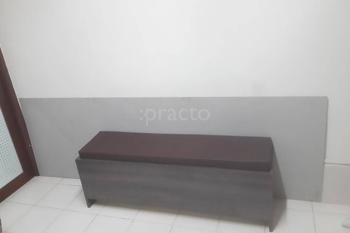 Waiting Area at Thyroid, Parathyroid, Breast & Cancer Surgery Clinic Jogeshwari West Mumbai