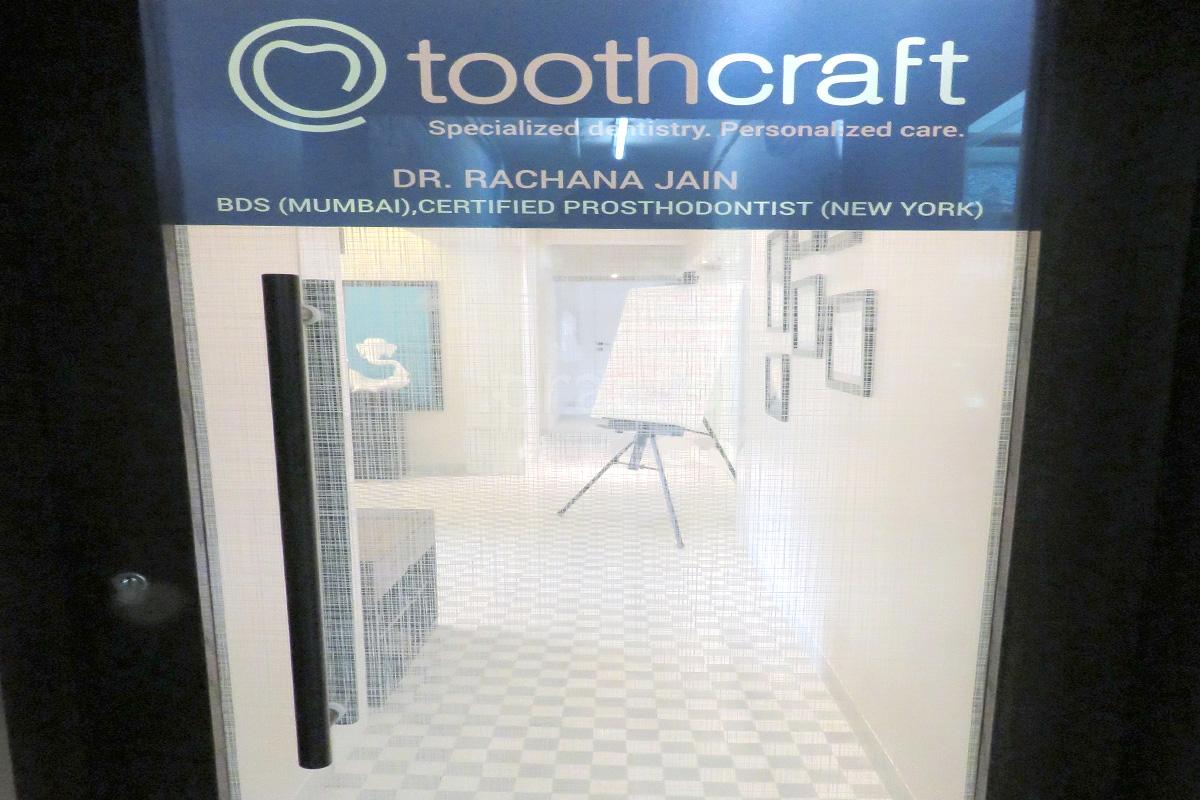 Entrance at Toothcraft Malabar Hill Mumbai