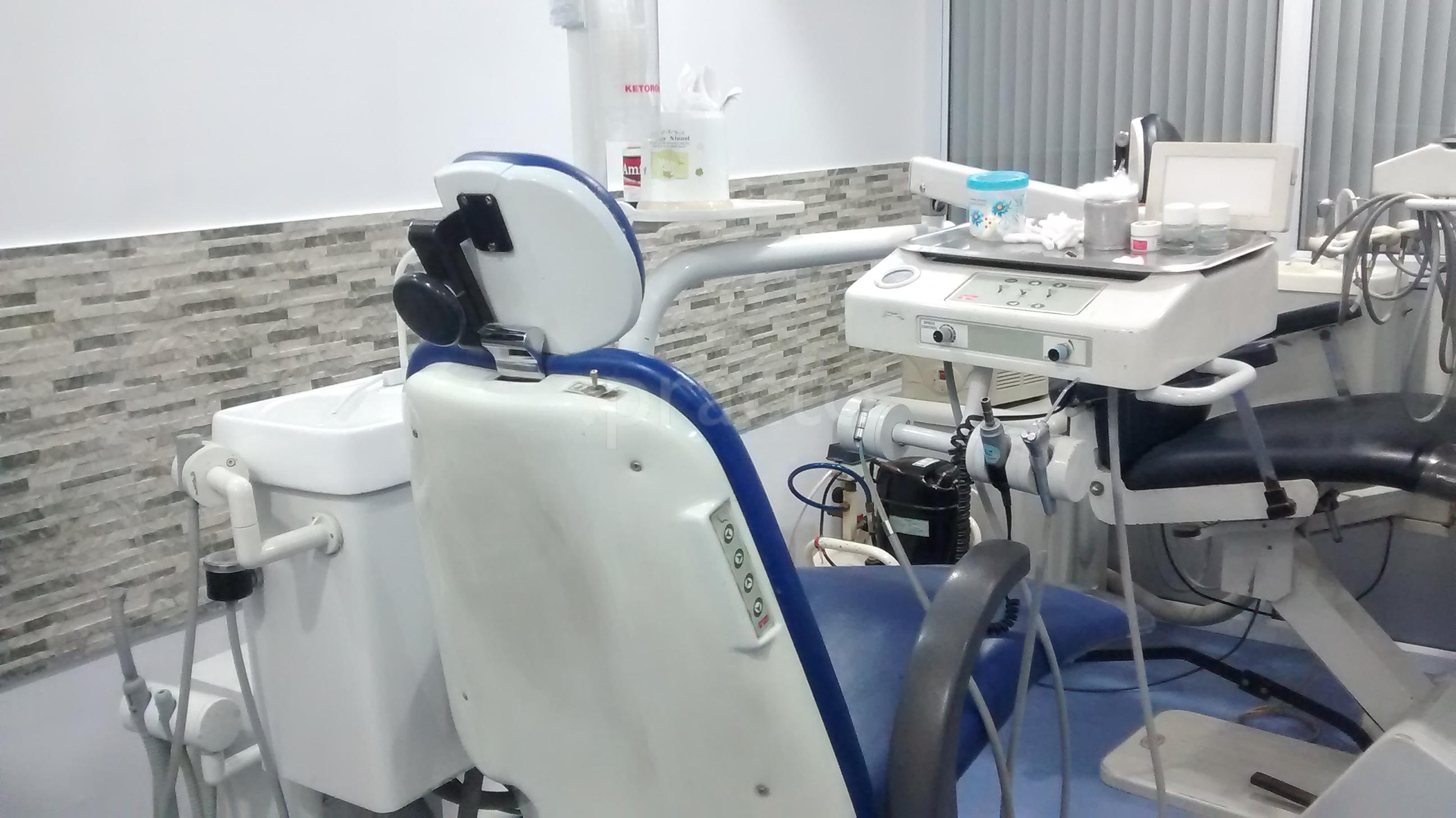 Services at Tripathi Dental Clinic & Implant Centre Indira Nagar Lucknow