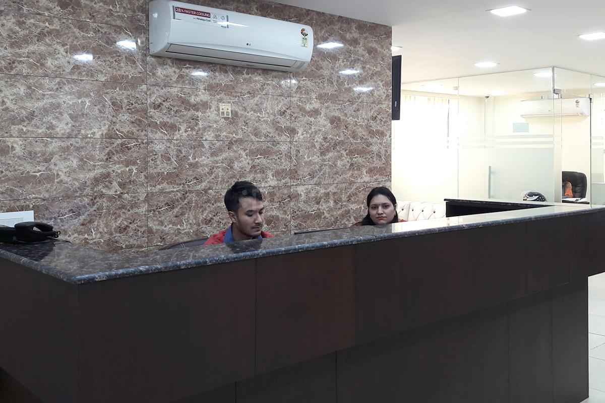 Reception at Triventis Healthcare Kalkaji Delhi