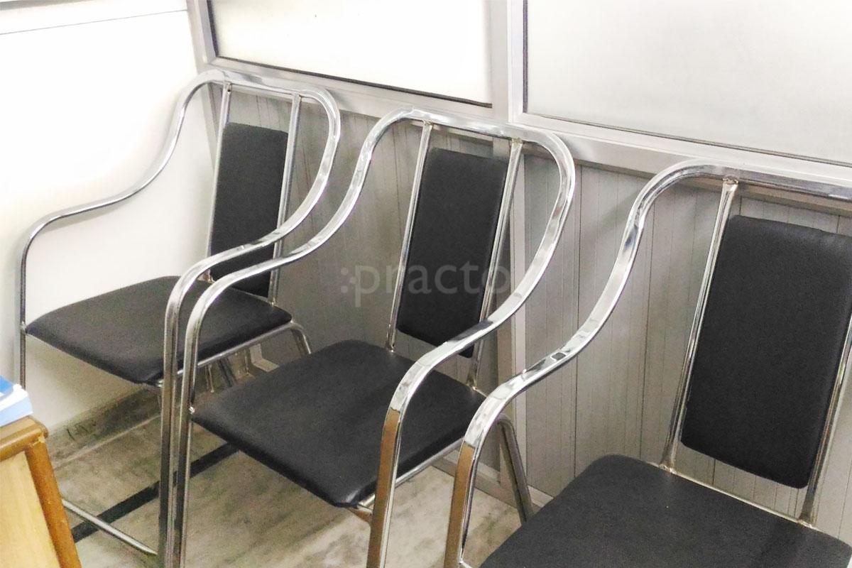 Waiting Area at Varun Herbal Clinic Vaishali Ghaziabad