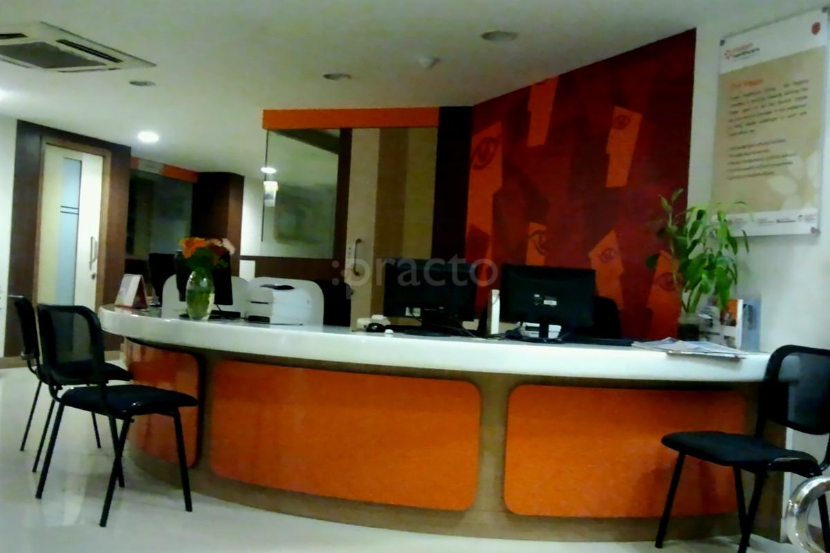 Reception at Vasan Eye Care Hospital Saidapet Chennai