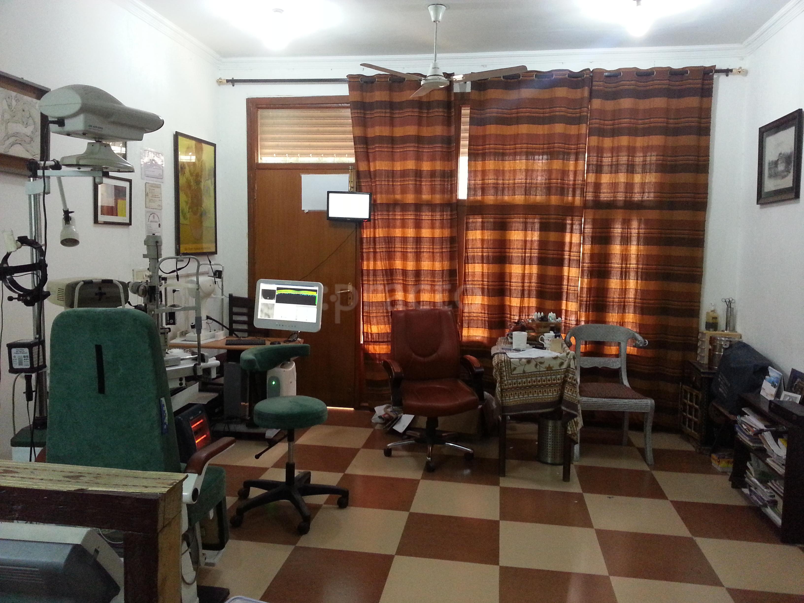 Waiting Area at Vasundhara Eye Centre Dwarka Delhi