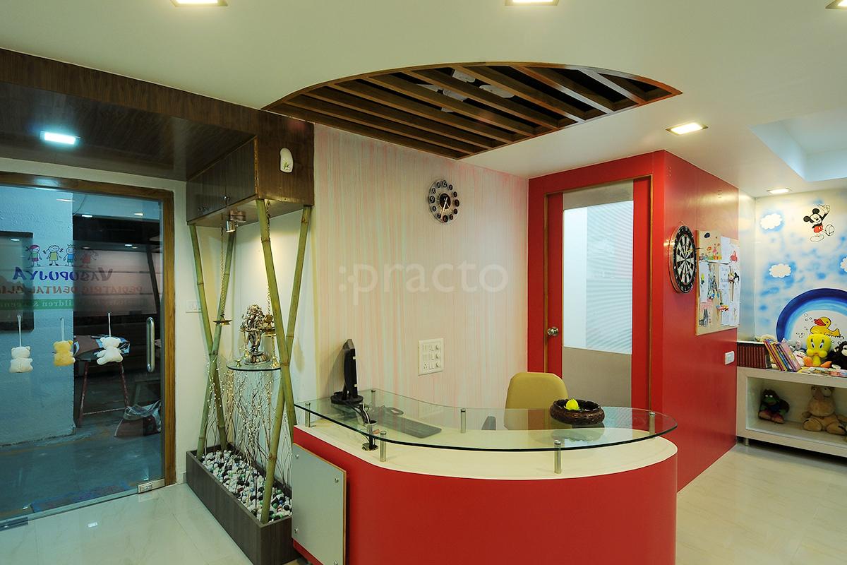 Reception at Vasupujya Pediatric Dental Hospital Memnagar Ahmedabad