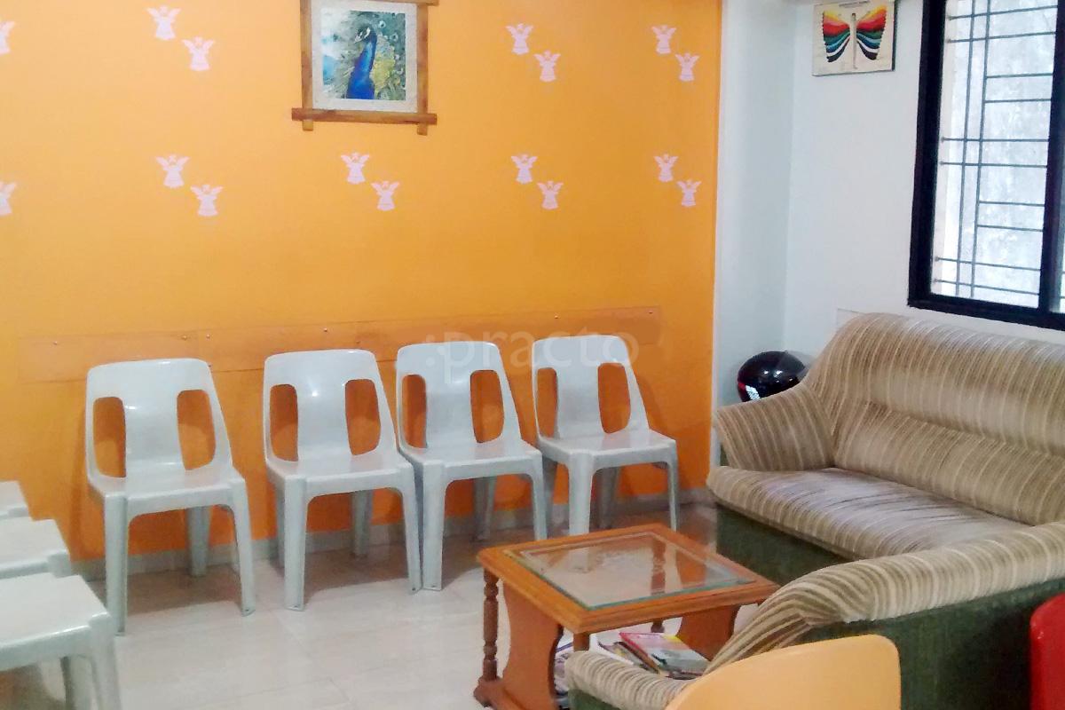 Waiting Area at Vedant Ayurvediya Chikitsalaya Sadashiv Peth Pune