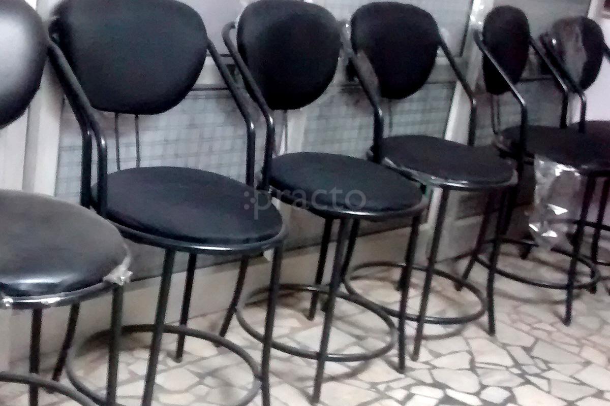Waiting Area at VIBGYOR Kaushalpuri Kanpur