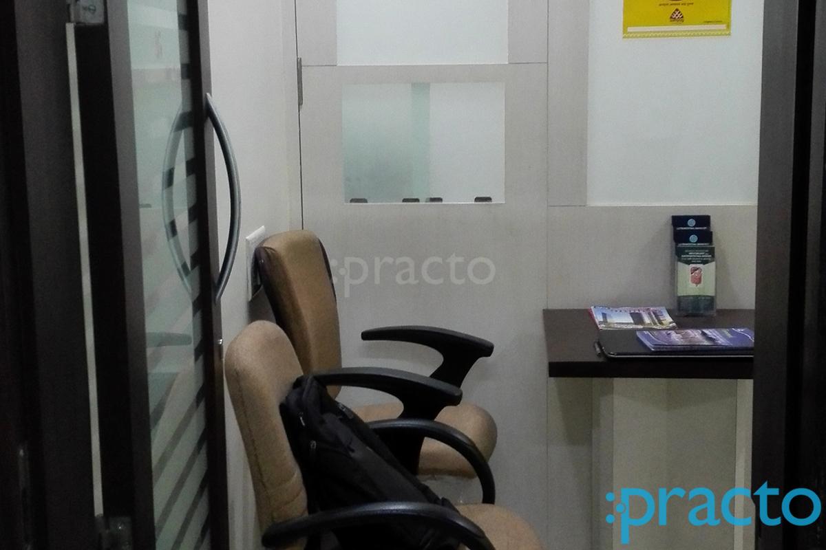 Reception at Dr. Palnitkar's Liver & Gastro Clinic Wakad Pune