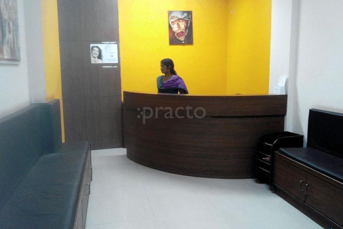 Reception at Vinay's Superspeciality Dental Care Banashankari 3rd Stage Bangalore