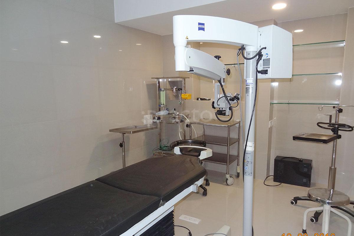 Visicare Eyecare & Surgery Kandivali East Mumbai