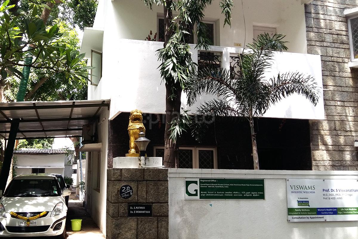 Entrance at Viswams Holistic Wellness Raja Annamalai Puram Chennai