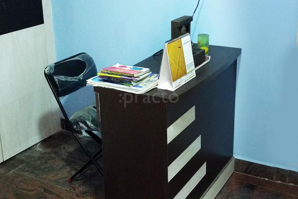 Reception at White Curve Dental Center Porur Chennai