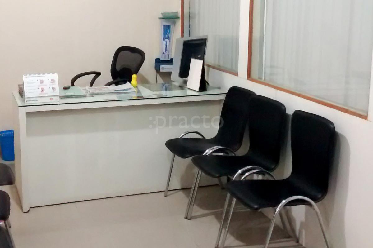 Waiting Area at Whites Dental Care Kondapur Hyderabad