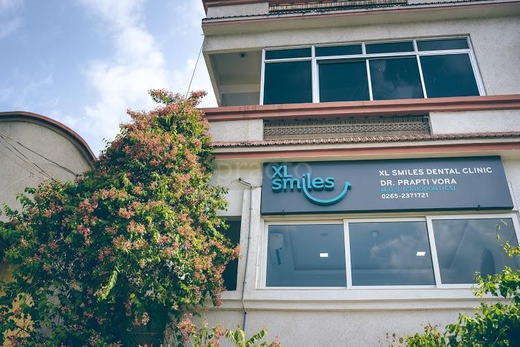 Entrance at XL Smiles Dental Clinic Gotri Vadodara