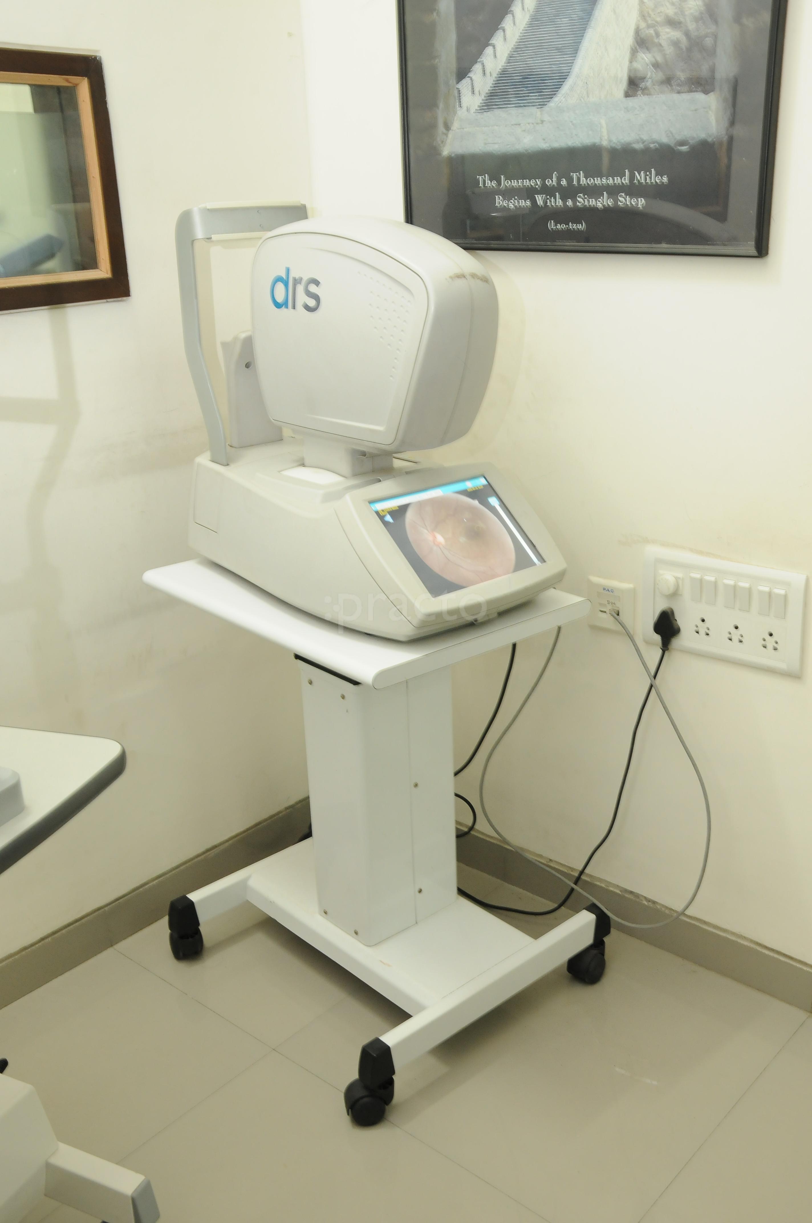 Services at Zamindar Microsurgical Eye Centre Kalyan Nagar Bangalore