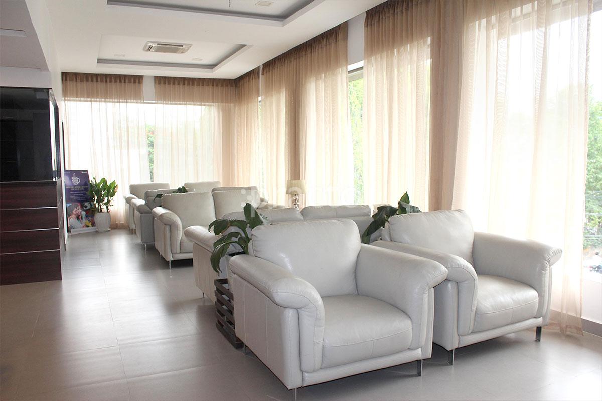 Waiting Area at ZI Aesthetic And Laser Clinic Alwarpet Chennai